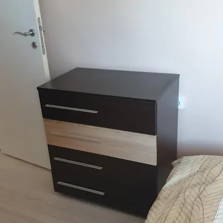 Apartment Alen Mak *